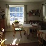 Bed & Breakfast Haus Dr. Kueng Lech