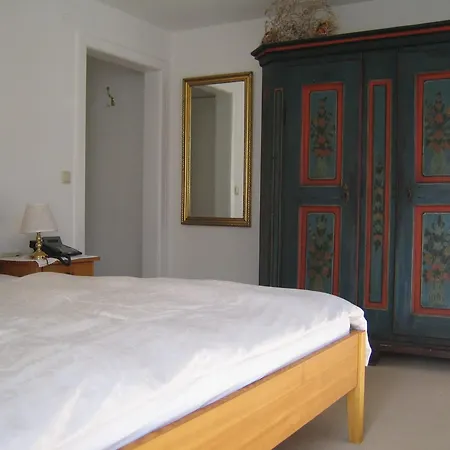 Oda ve Kahvaltı Haus Dr. Kueng