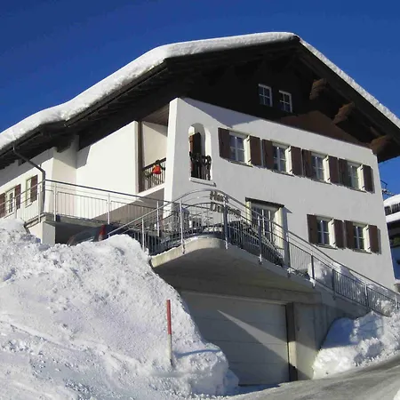 Haus Dr. Kueng Lech am Arlberg